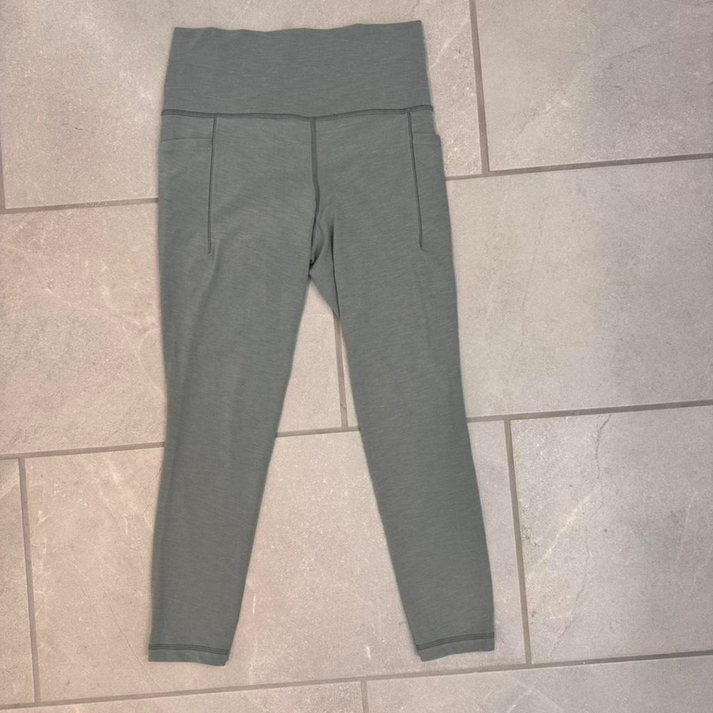 Athleta Salutation 7/8